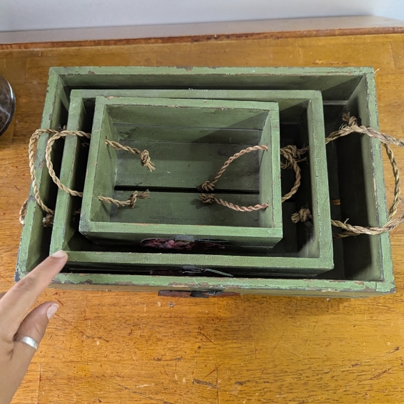 Adorable 3pc Apple Green Wooden Crates With Handles - Picture 11 of 13